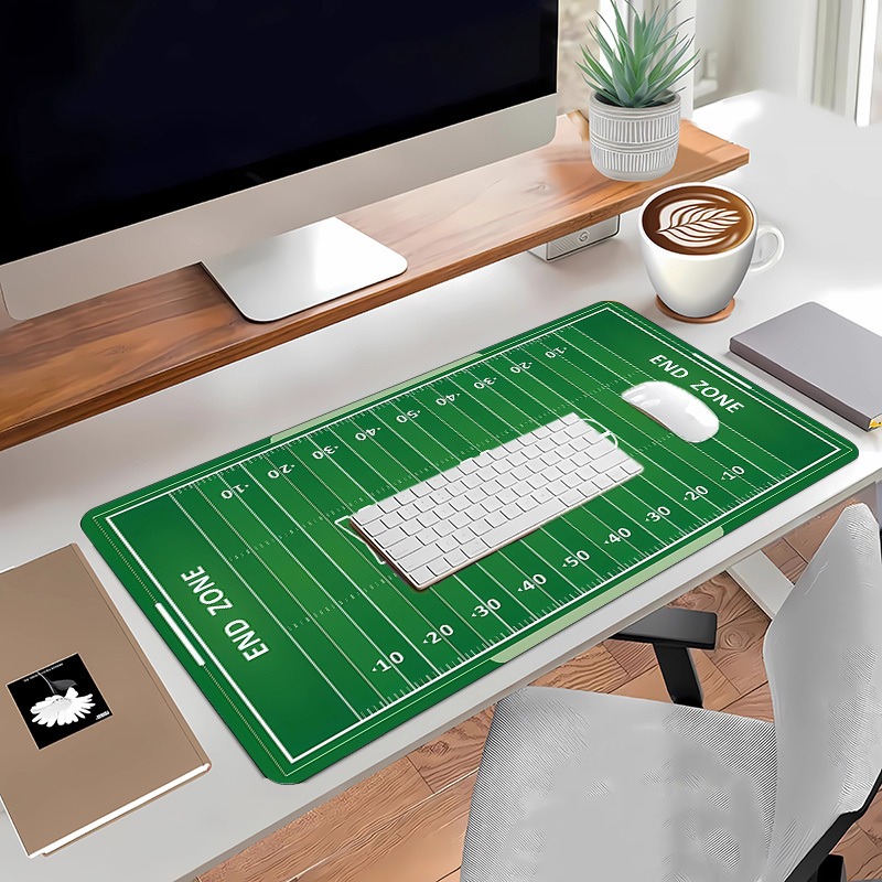 カスタム名入りアメリカンフットボールフィールドデスクマット、 - Gaming Keyboard Name のレビューと価格