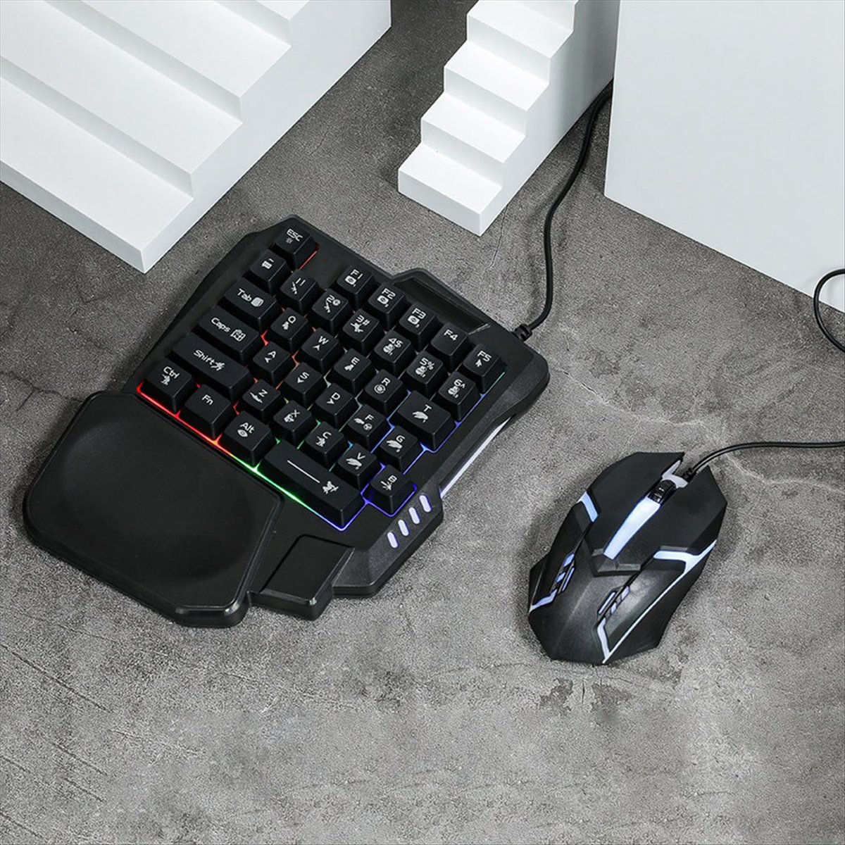 ★ ▲   35キー人間工学RGBゲーミングキーボード+キー - Gaming Keyboard And Mouse Converter For Mobile のレビューと価格